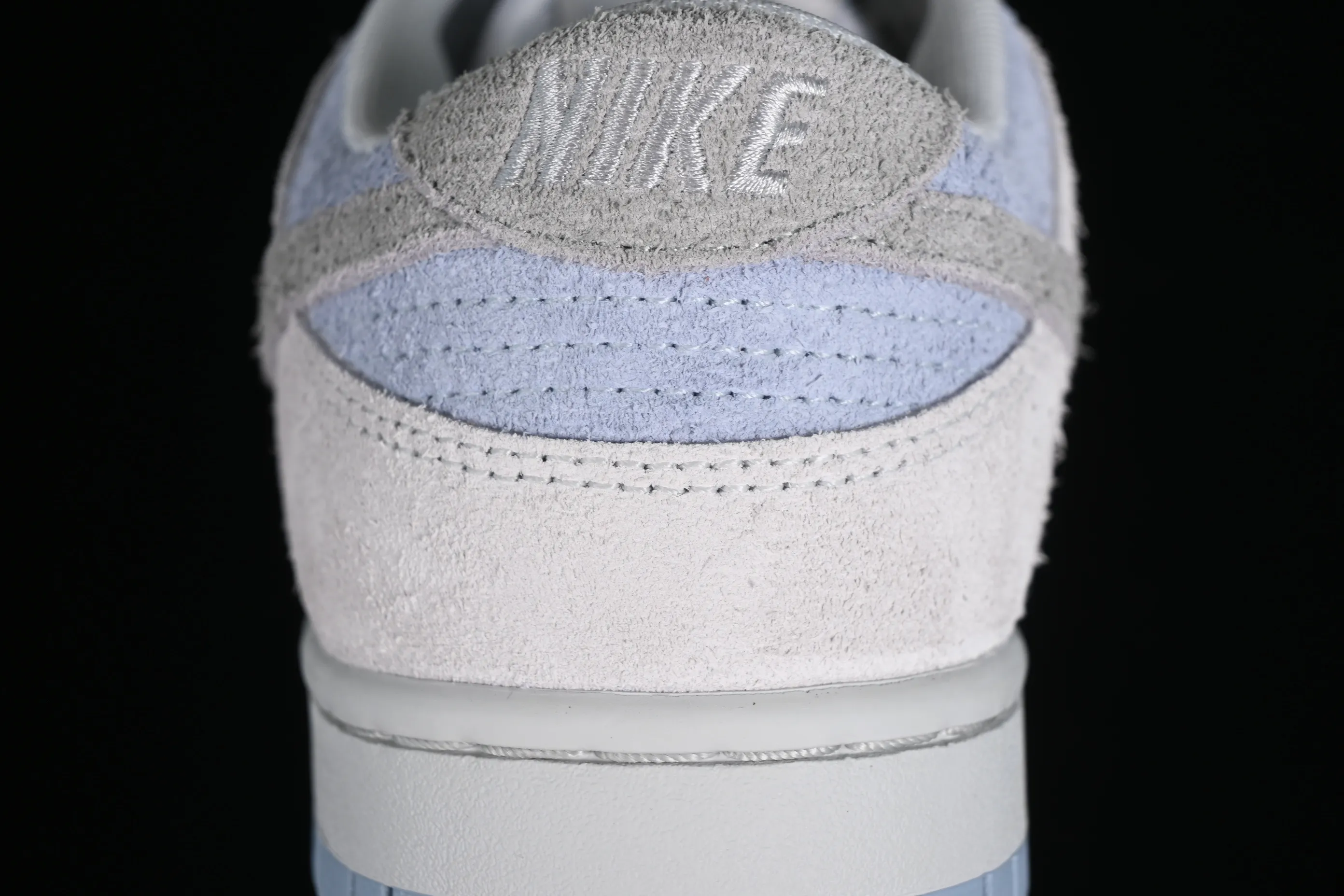 All categories Nk SB Dunk series Nk SB Dunk Low low-top sneakers Nk Dunk Low Frozen 2.0 SB low-top casual sneakers FZ3779-025